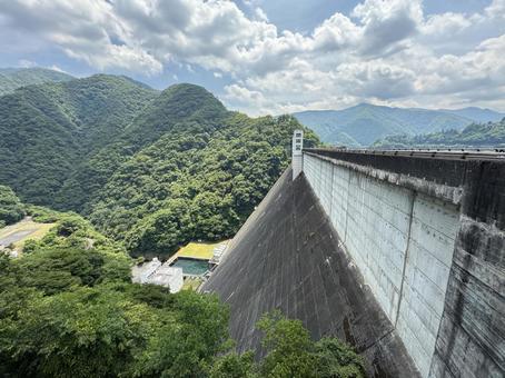 ダム ダム 小河内ダム,ダム,重力式コンクリートダムの写真素材