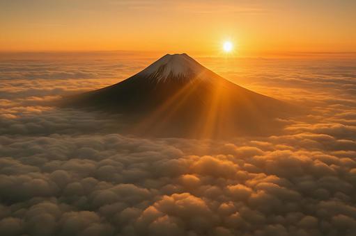 雲海に浮かぶ富士山 雲海に浮かぶ富士山の写真