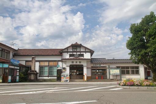 北陸鉄道石川線、鶴来駅、駅舎 北陸鉄道石川線、鶴来駅、駅舎の写真