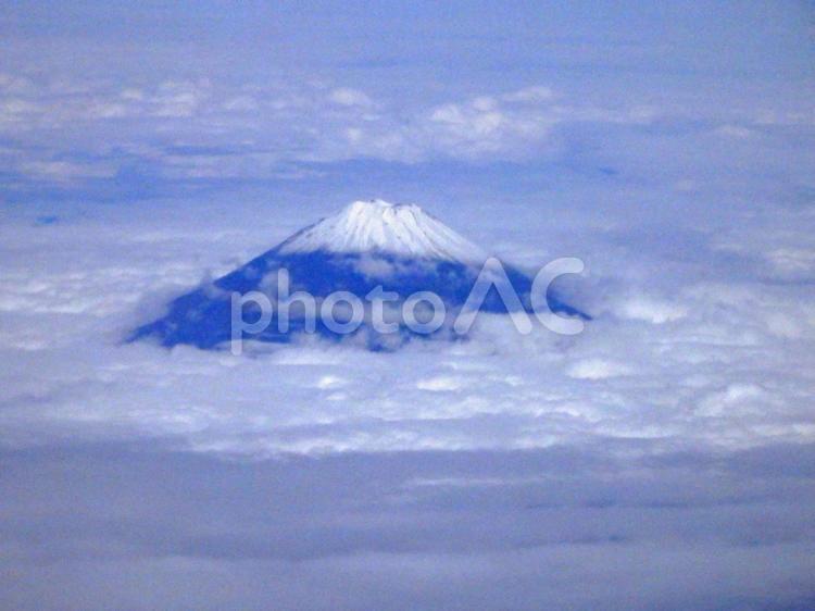 雲の上の富士山、空から見た風景 富士山,空撮,雲海の写真素材
