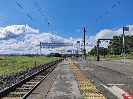 Image of a rural station platform, JPG Image of a rural station platform, JPG