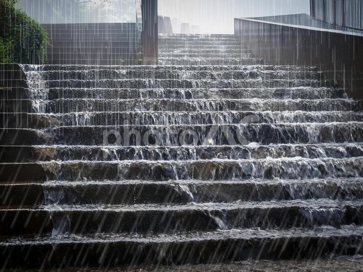 大雨の階段_AS000010 雨,豪雨,大雨の写真素材