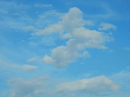 【風景写真】秋空 【風景写真】秋空 秋空,空,雲の写真素材