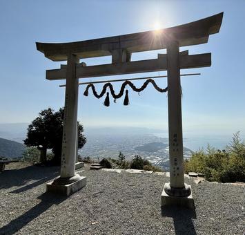 高屋神社 ～天空の鳥居～ 天空の鳥居,高屋神社,パワースポットの写真素材