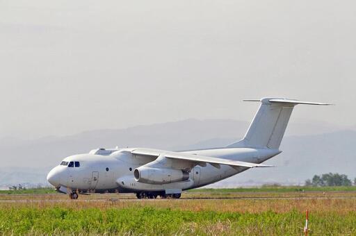 飛行機　航空自衛隊　輸送機　白 旅客機,航空機,エンジンの写真素材