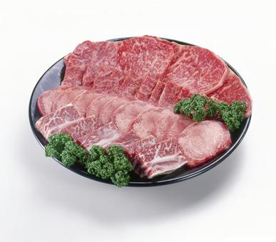 焼き肉セット カルビ・ロース・タン 焼き肉セット カルビ・ロース・タンの写真