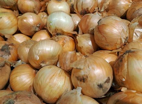 A pile of onions, JPG