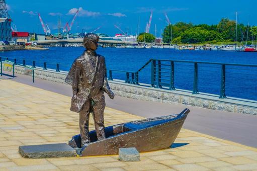 函館の港と銅像 函館,港,銅像の写真素材