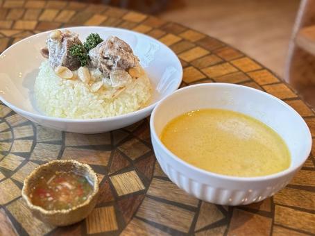 マンサフ マンサフ,ヨルダン料理,ヨルダンの写真素材