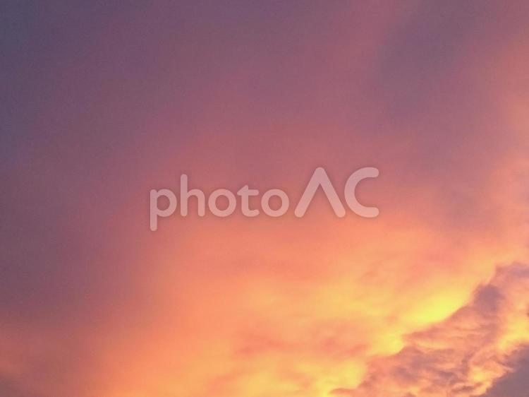 夕暮れの空 夕暮れ,オレンジ,空の写真素材