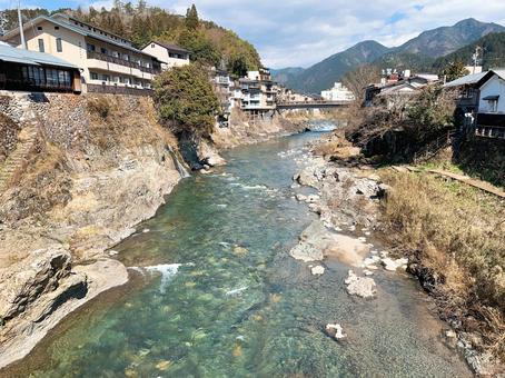 郡上八幡の吉田川2の写真
