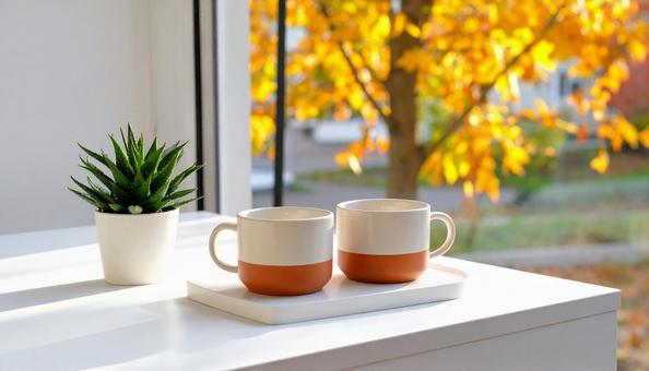 マグカップと観葉植物のディスプレイ・紅葉 マグカップと観葉植物のディスプレイ・紅葉の写真