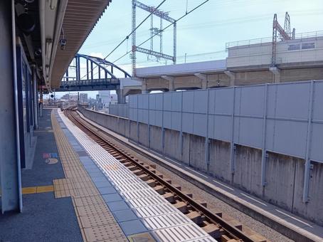駅のホーム 駅のホーム 駅,ホーム,線路の写真素材