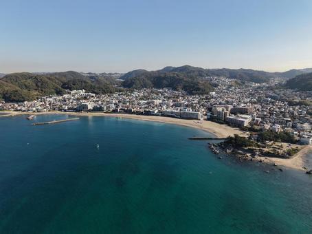 葉山・森戸大明神裏の海岸 ドローン,空撮,森戸神社の写真素材