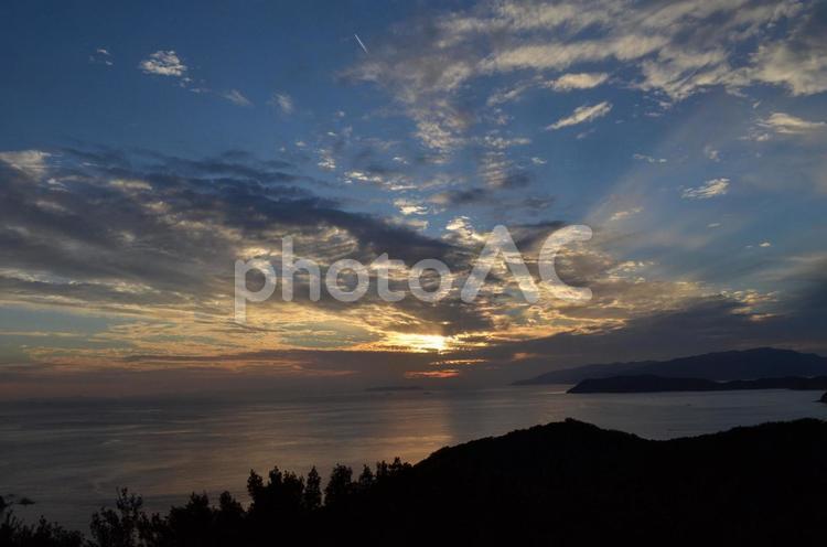 海と夕焼け 夕日,夕焼け,海の写真素材