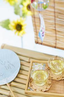 縁台とすだれ 夏の香り 縁台とすだれ 夏の香り 夏,すだれ,簾の写真素材