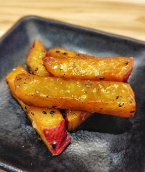 大学芋　 大学芋,スイーツ,和菓子の写真素材