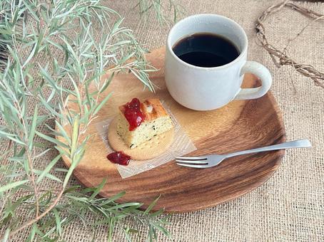 紅茶のパウンドケーキ 紅茶,パウンドケーキ,ケーキの写真素材