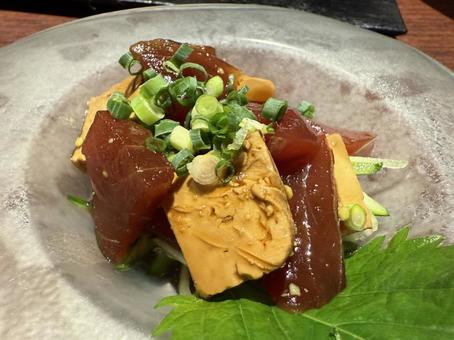 マグロとクリームチーズ 居酒屋,マグロ,クリームチーズの写真素材