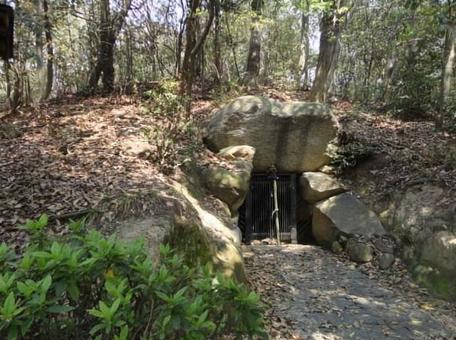 牧野古墳 ばくや古墳 大型円墳 広陵町 牧野古墳 ばくや古墳 大型円墳 広陵町の写真