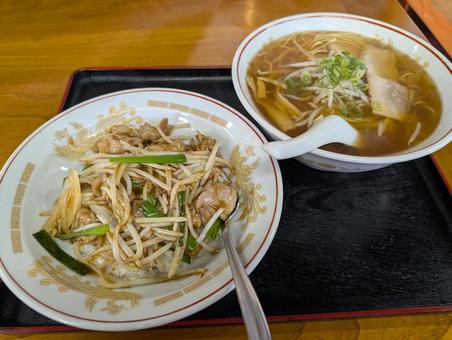 中華料理店の日替わりランチB 中華料理店の日替わりランチBの写真