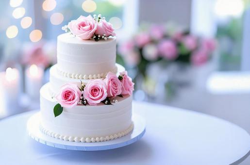 薔薇の花の装飾のウェディングケーキ 薔薇の花の装飾のウェディングケーキの写真