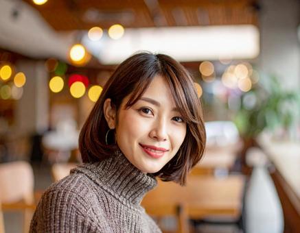 秋冬ファッション女性ポートレートの写真