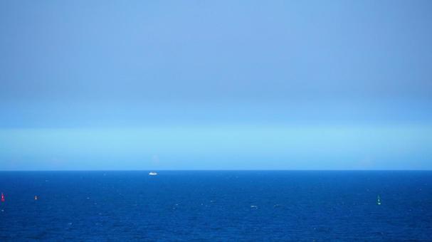 ひたち海浜公園からの眺望・初秋の鹿島灘 ひたち海浜公園からの眺望・初秋の鹿島灘 初秋,国営ひたち海浜公園,鹿島灘の写真素材