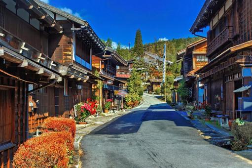 中山道の宿場町、秋の妻籠宿 中山道の宿場町、秋の妻籠宿 中山道,妻籠宿,信州の写真素材