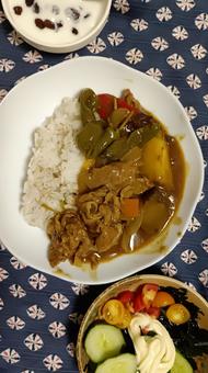 夏は夏野菜のカレー カレー,夏野菜,献立の写真素材