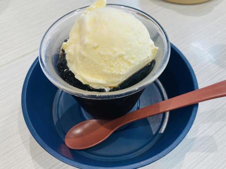 バニラコーヒーゼリー バニラコーヒーゼリー アイス,バニラ,コーヒーゼリーの写真素材