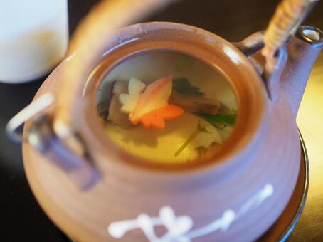 松茸の土瓶蒸し 土瓶,蒸し物,和食の写真素材