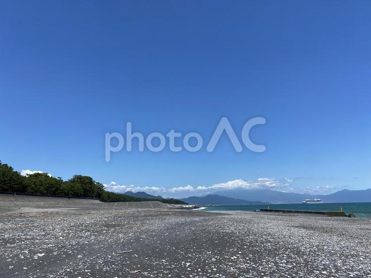 富士山の見えない三保の松原 三保の松原,夏,空の写真素材