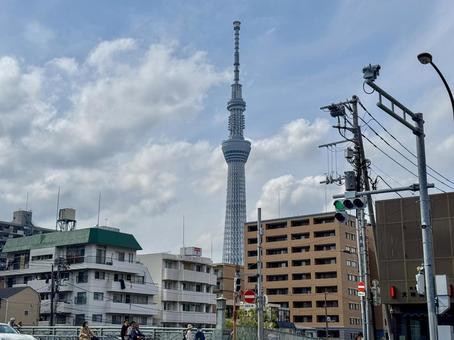 Skytree seen near Kameido Tenjin, JPG