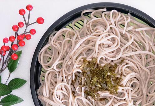 ざるそば＆南天（アップ） そば,ざるそば,刻み海苔の写真素材