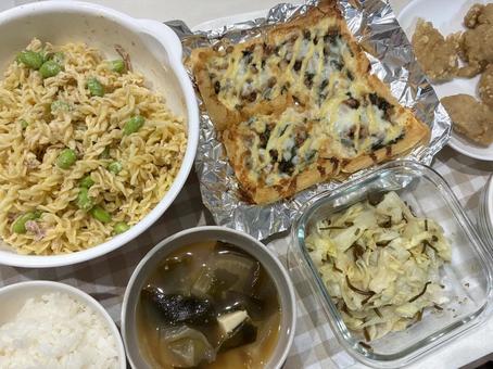 ある日のご飯③ ある日のご飯③ 夕飯,夕食,おうちご飯の写真素材
