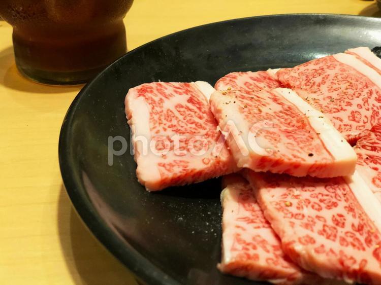 黒毛和牛の焼肉 焼肉,カルビ,黒毛和牛の写真素材