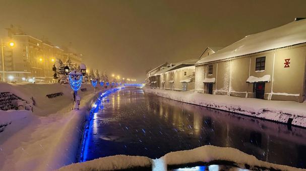 吹雪の小樽運河 吹雪の小樽運河 吹雪,雪,小樽の写真素材