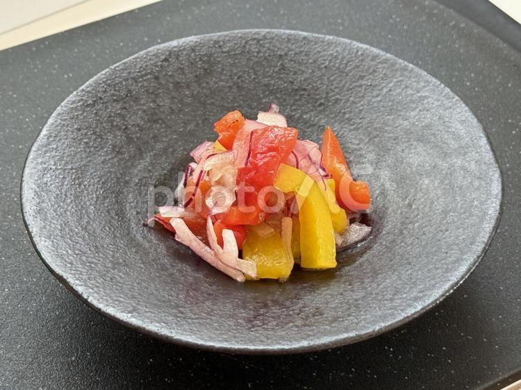 赤玉ねぎとパプリカのマリネ 夏,冷製,サラダの写真素材