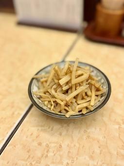 刻みメンマ メンマ,刻み,お皿の写真素材