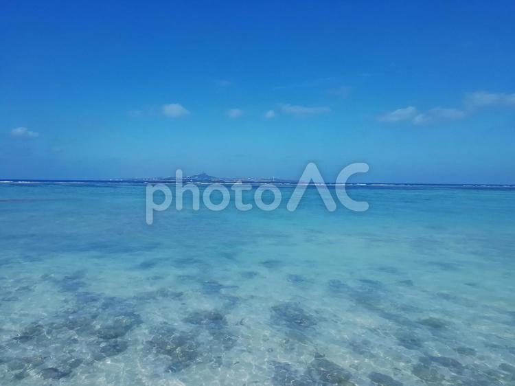 青と青と青 海,ビーチ,空の写真素材