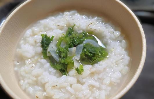七草がゆ 七草がゆ,お粥,トッピングの写真素材