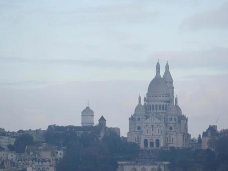 フランスのパリ(モンマントルの丘)の風景 フランスのパリ(モンマントルの丘)の風景 パリ中心部,展望,風景の写真素材