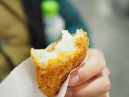 クリームコロッケ クリームコロッケ クリームコロッケ,食べ物,熱々の写真素材