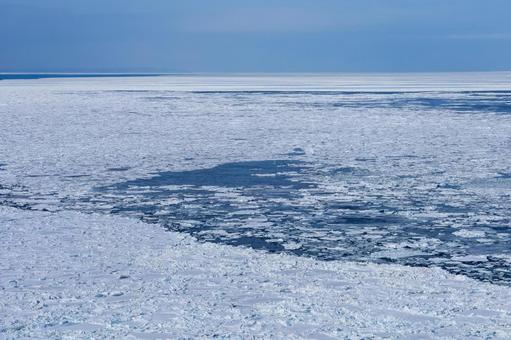 流氷に覆われるオホーツク海 流氷,流氷原,知床の写真素材