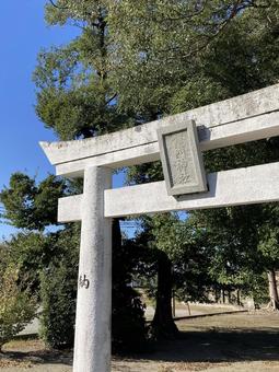 竈門神社・鳥居（縦） 竈門神社,福岡県筑後市,鬼滅の刃の写真素材