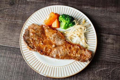 牛肉のステーキ ステーキ,牛肉,ビーフの写真素材