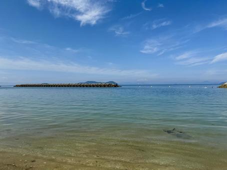 広い綺麗な海 広い綺麗な海の写真