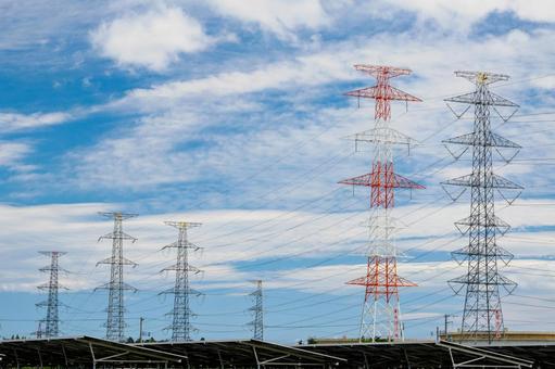 鉄塔のある風景ー秋⑵ 鉄塔,送電線,高圧線の写真素材