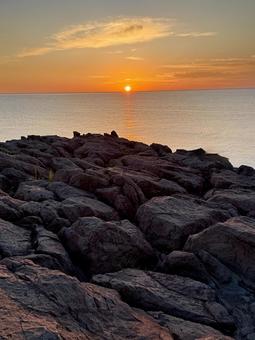 The Sea of Japan and cliffs seen from Tojinbo in Fukui Prefecture in the evening, JPG